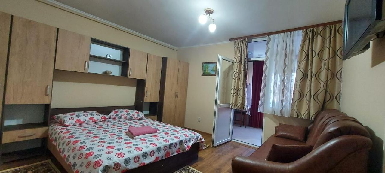 Flora Apartament Lejlighed Satu Mare Eksteriør billede