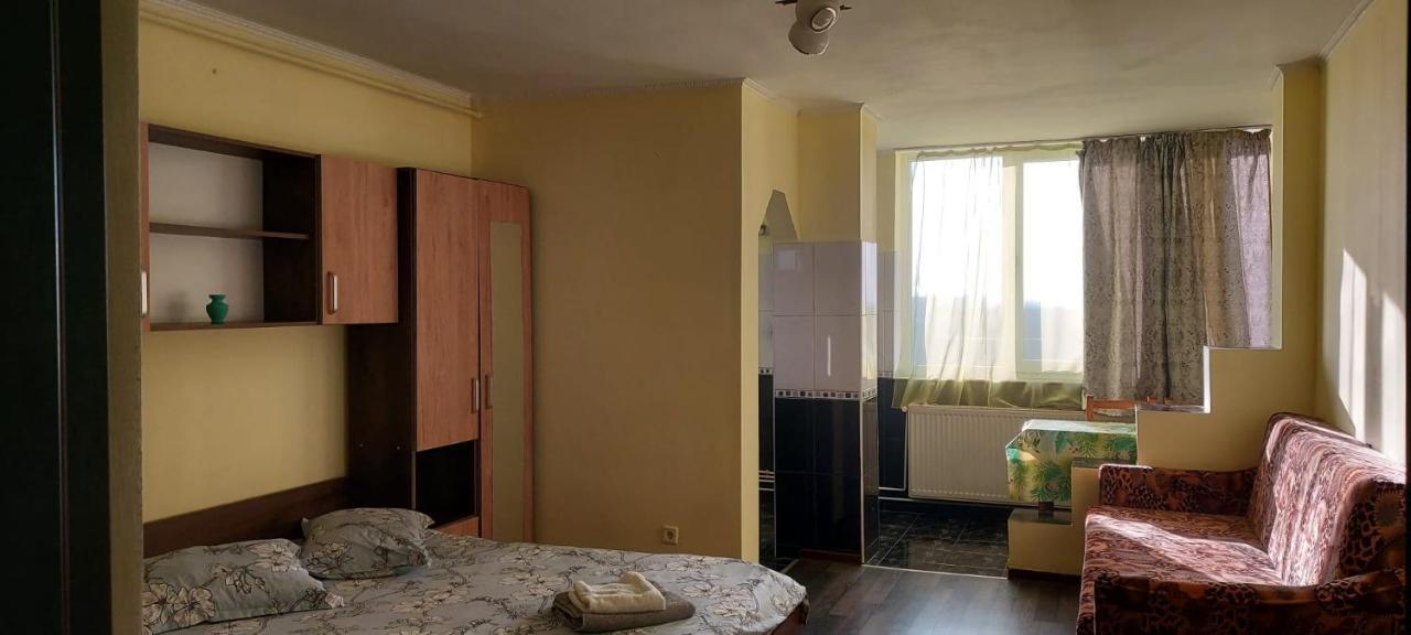 Flora Apartament Lejlighed Satu Mare Eksteriør billede