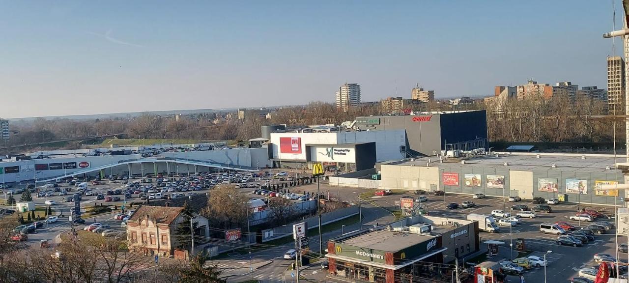 Flora Apartament Lejlighed Satu Mare Eksteriør billede