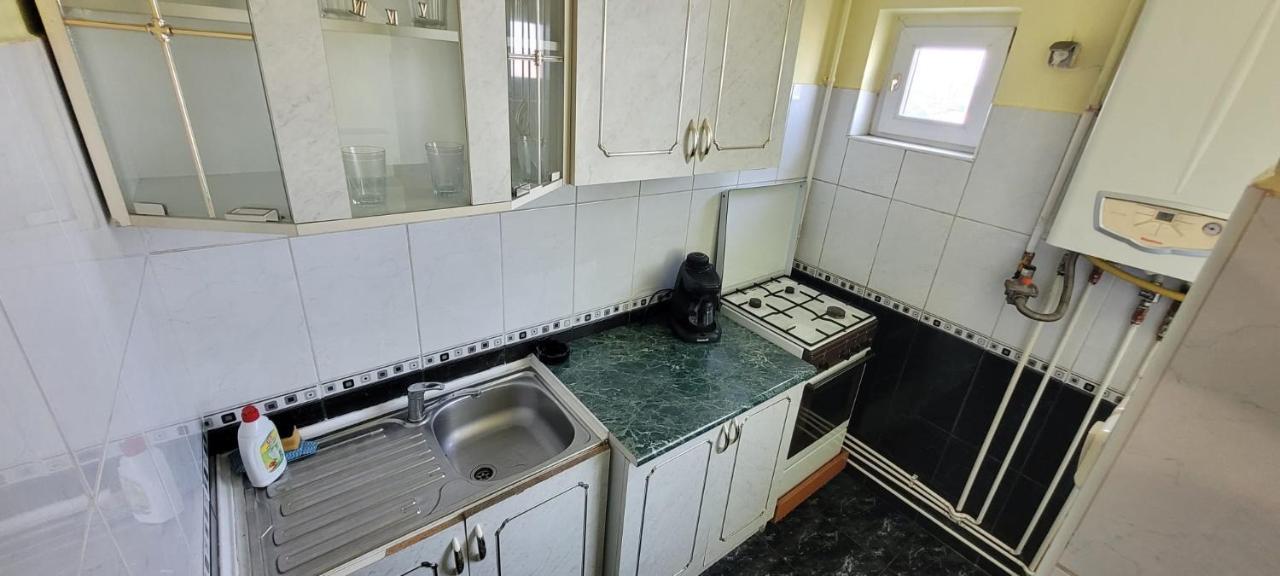 Flora Apartament Lejlighed Satu Mare Eksteriør billede